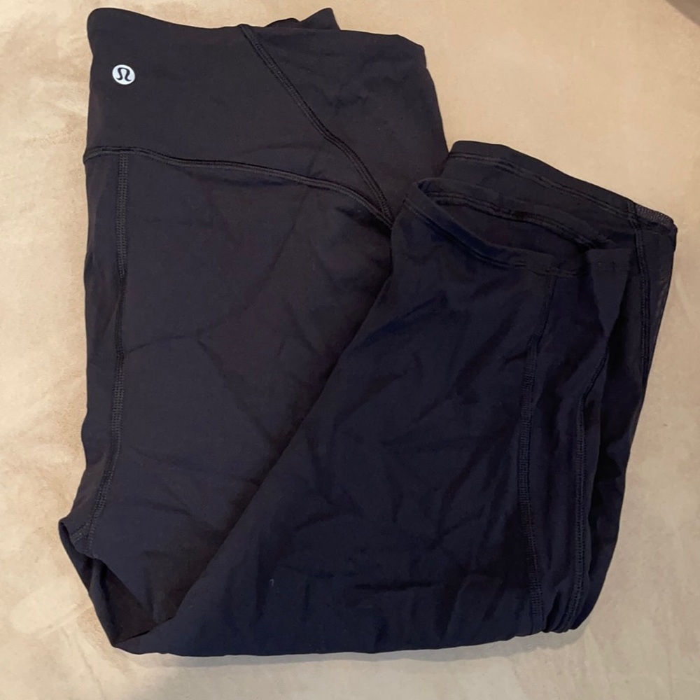 Lululemon Train Times Crop 17” Size 12